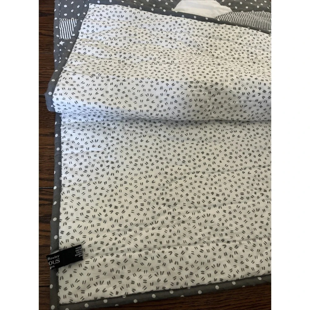 Cynthia Rowley Curious Halloween Cotton Table Runner Ghosts 16